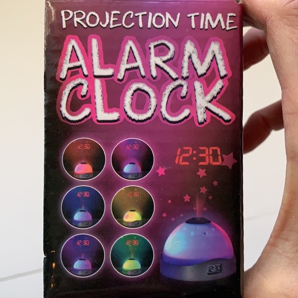 Projection Time Alarm Clock - Picture 11 of 15